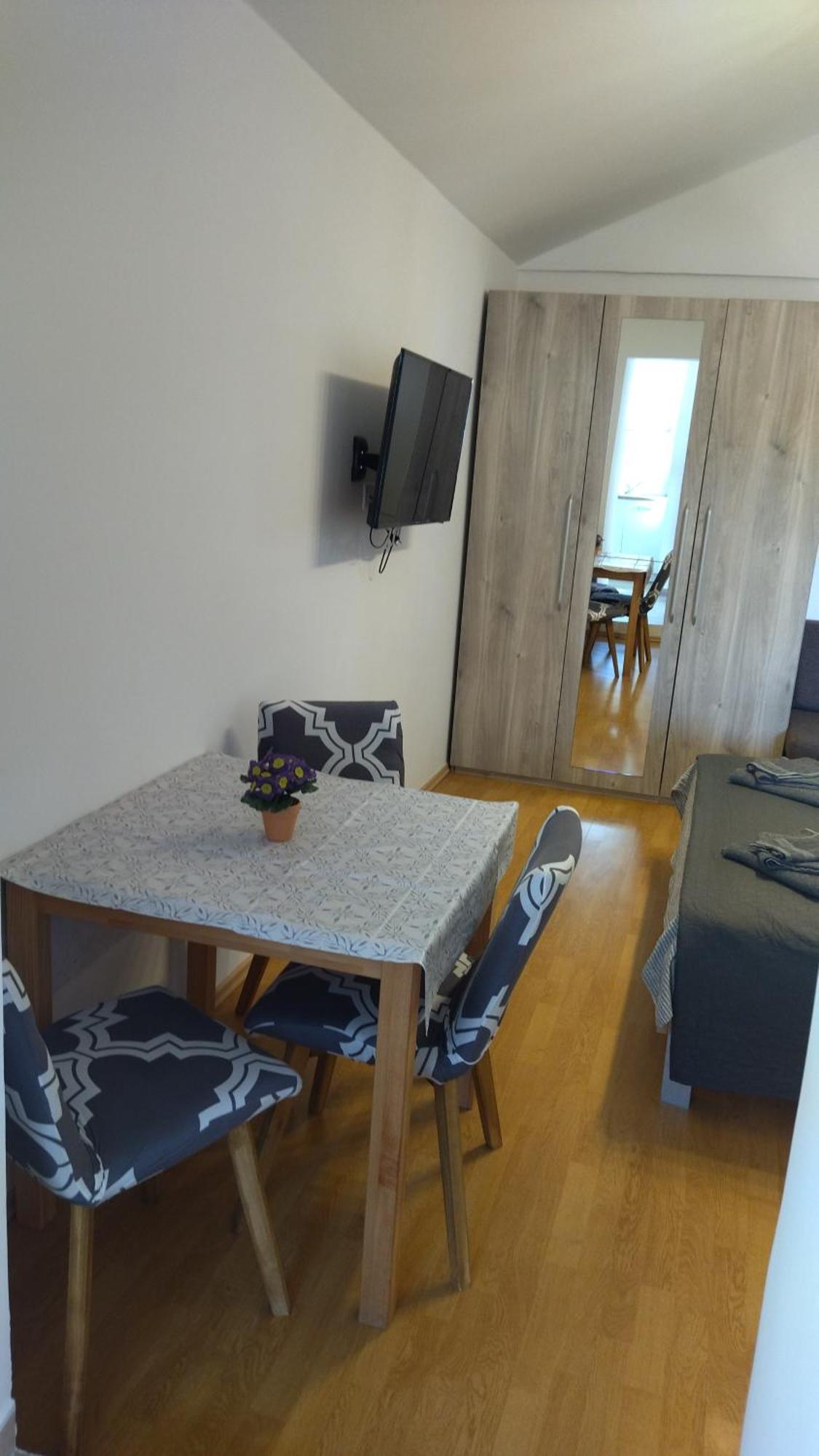 Apartment Uki Premantura Exterior foto